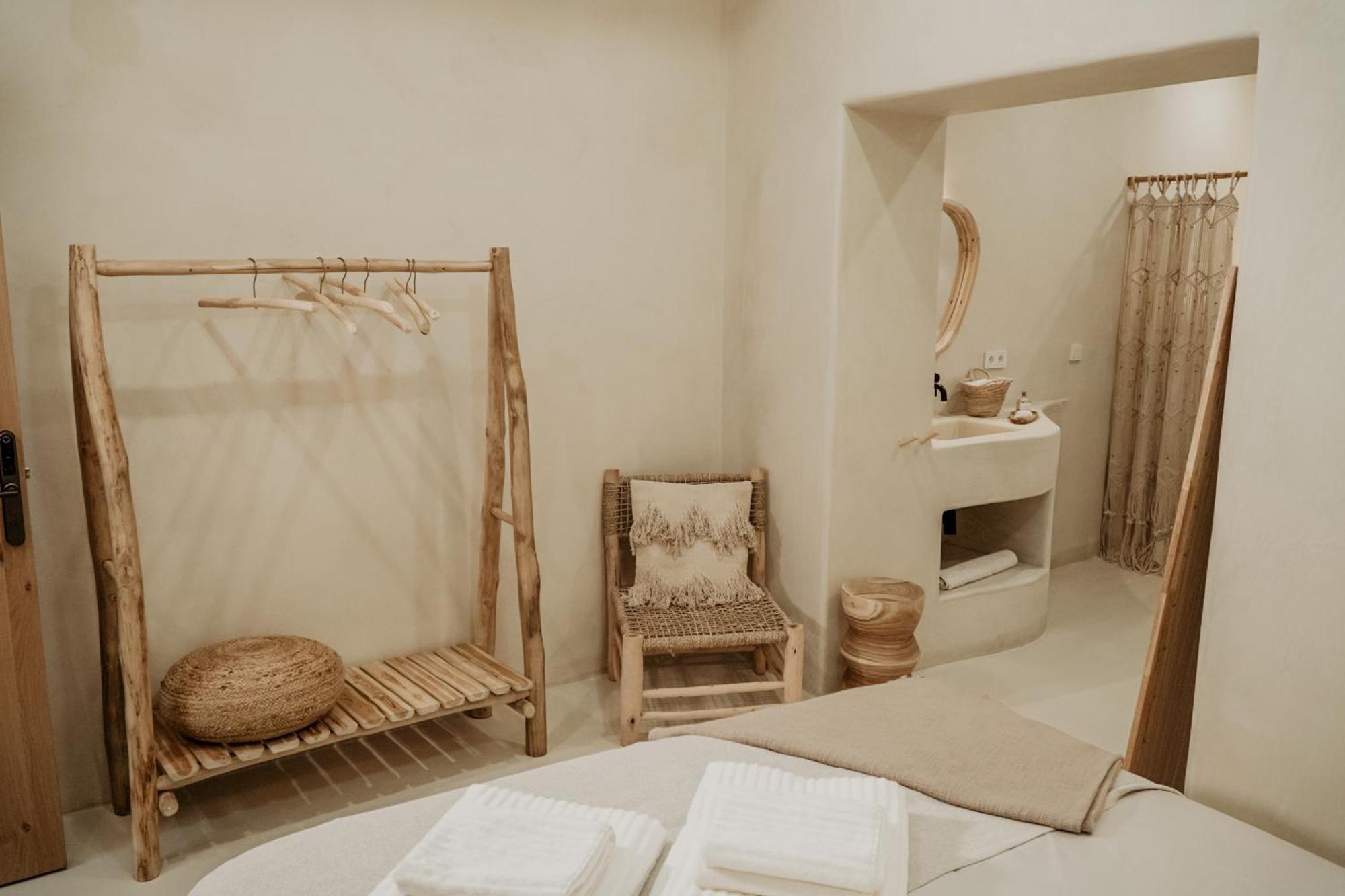 Habitación Deluxe con cama grande y bañera